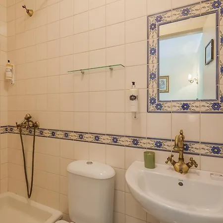 Casa Da Pedra * Oporto