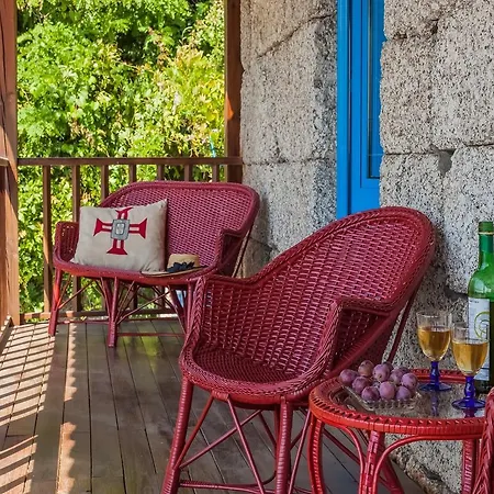 Casa Da Pedra *