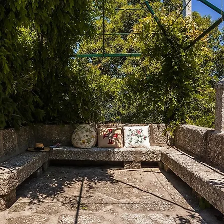 Casa Da Pedra *